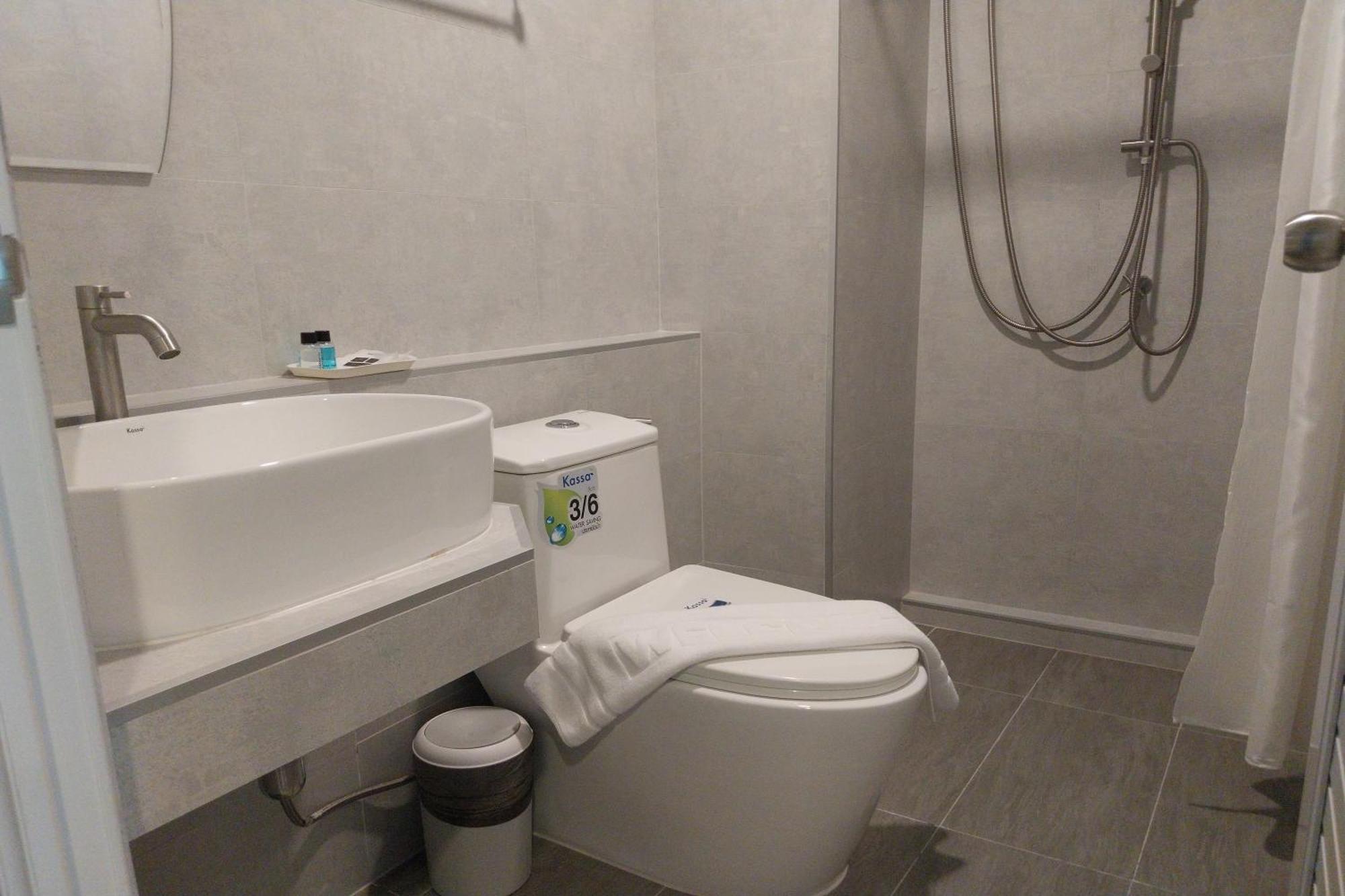 Ployburi Boutique Hotel จันทบุรี ภายนอก รูปภาพ